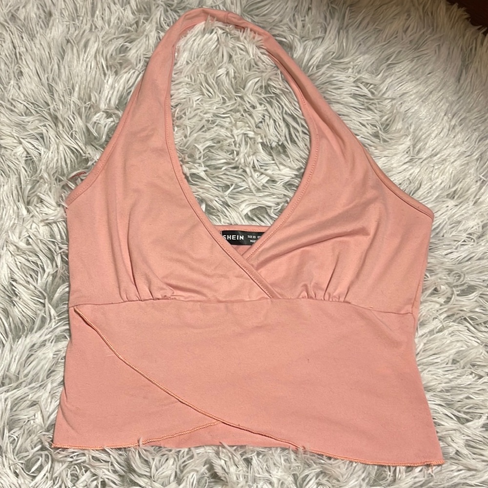 cute cropped cross over halter top.